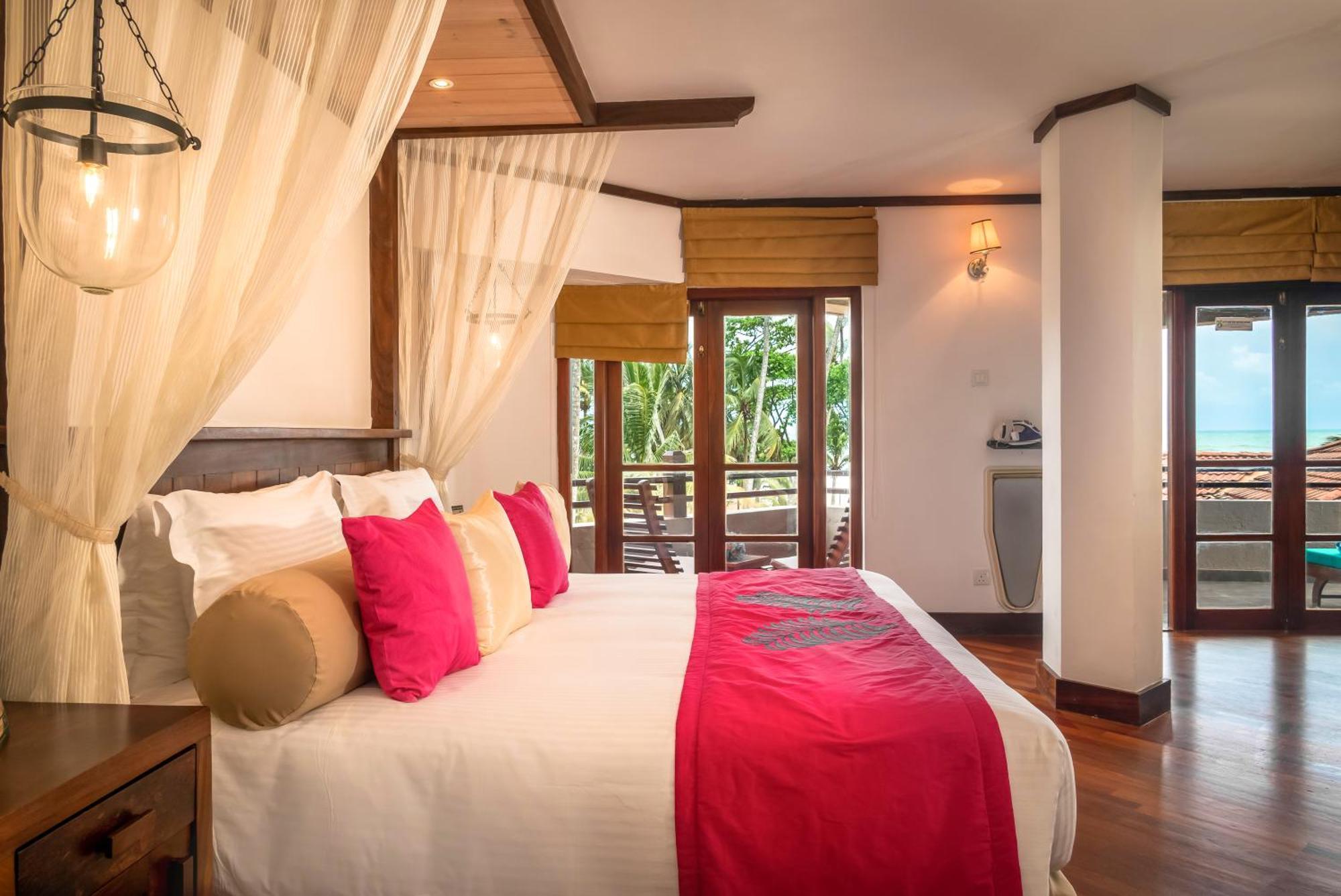 Royal Palms Beach Hotel Kalutara Eksteriør billede