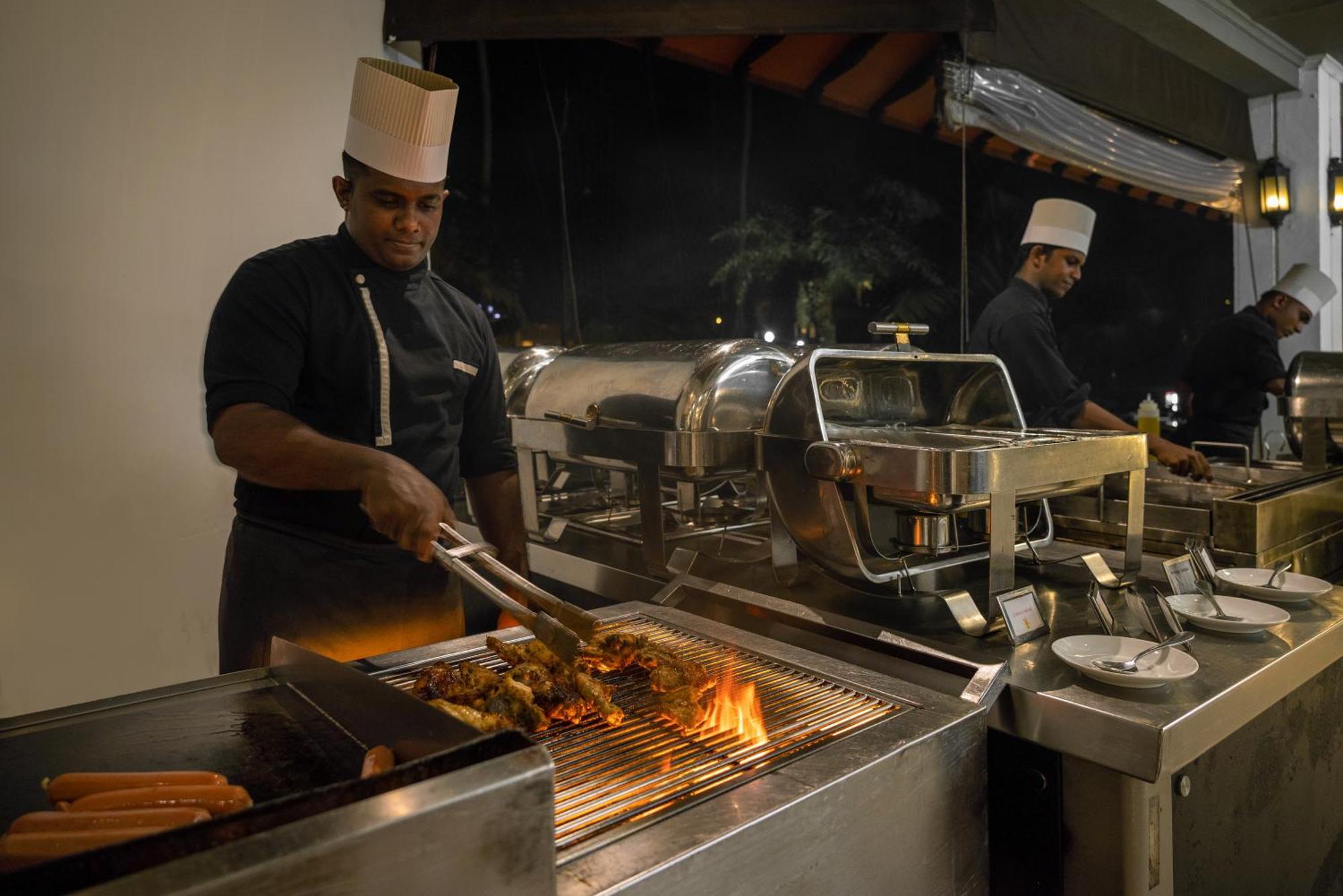 Royal Palms Beach Hotel Kalutara Eksteriør billede