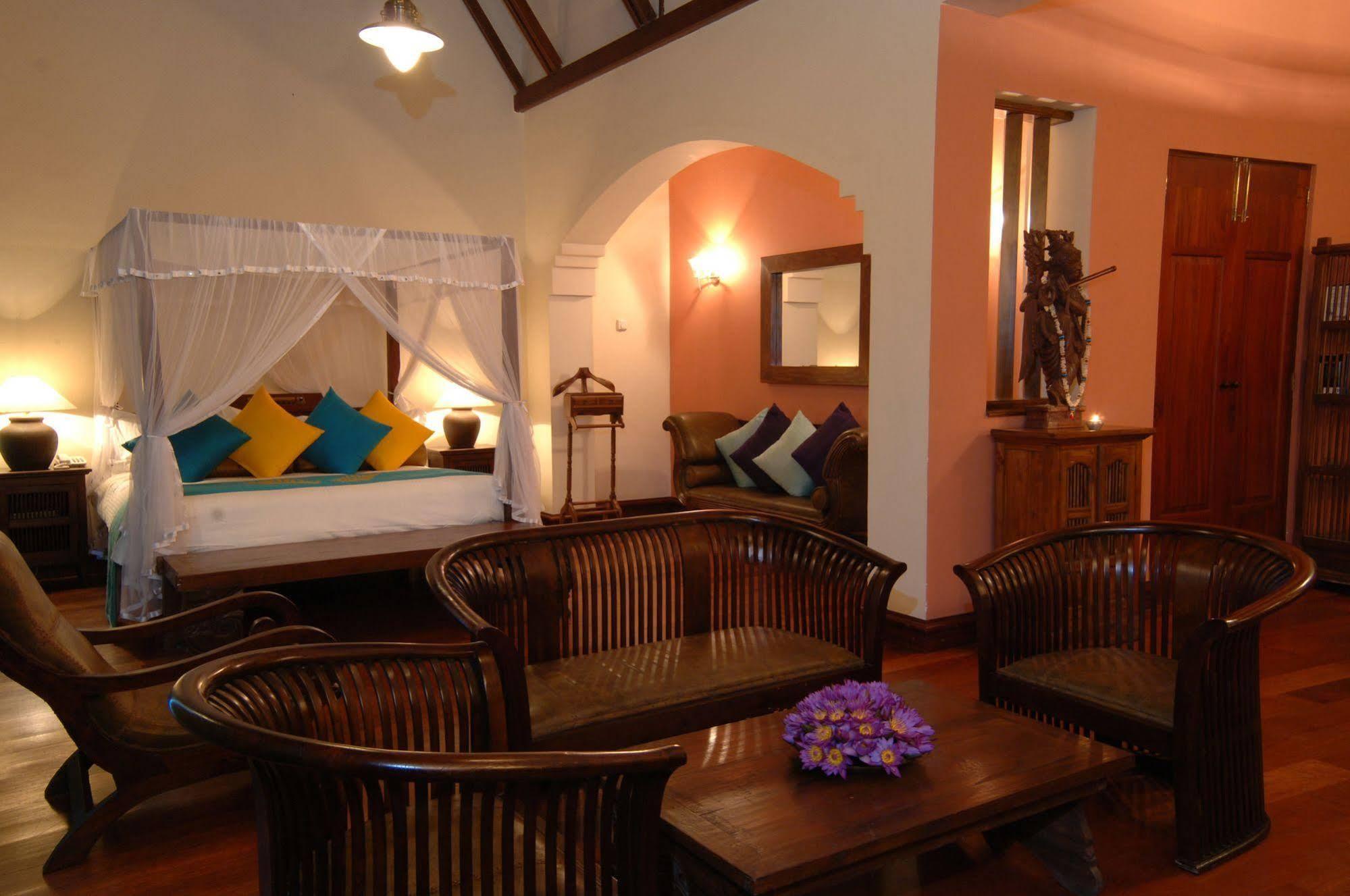 Royal Palms Beach Hotel Kalutara Eksteriør billede